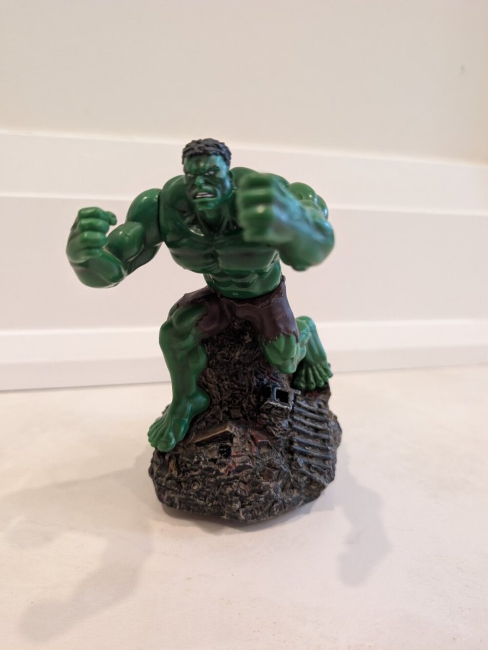 Vintage 2003 Toy Biz Marvel THE HULK Movie Smash & Go Motorized Figure Diorama